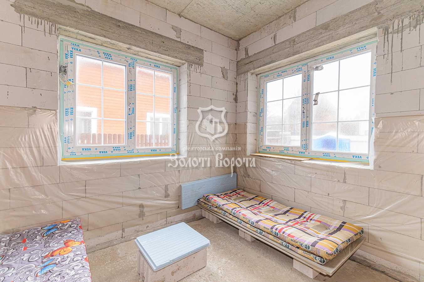 Будинок 2 поверхи. 136-а Садова. Метро 700м. Осокорки. Дарницький р-н