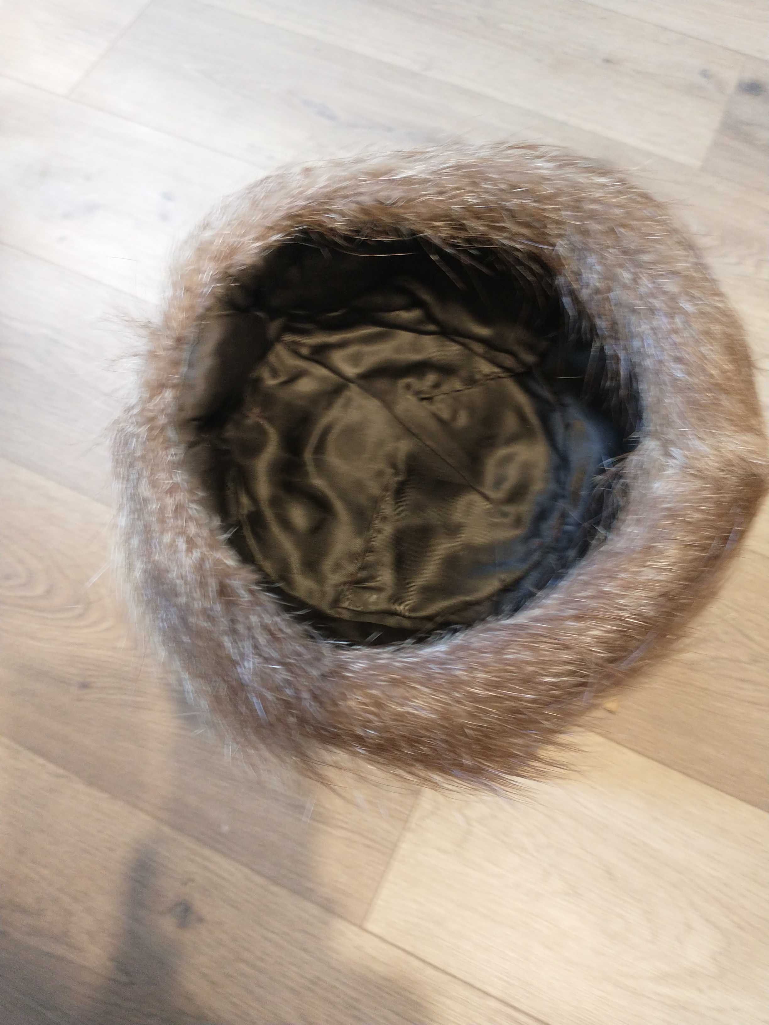 Czapka z nutrii - futro
