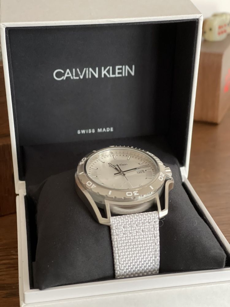 Zegarek Calvin Klein k5y31vk6 nowy