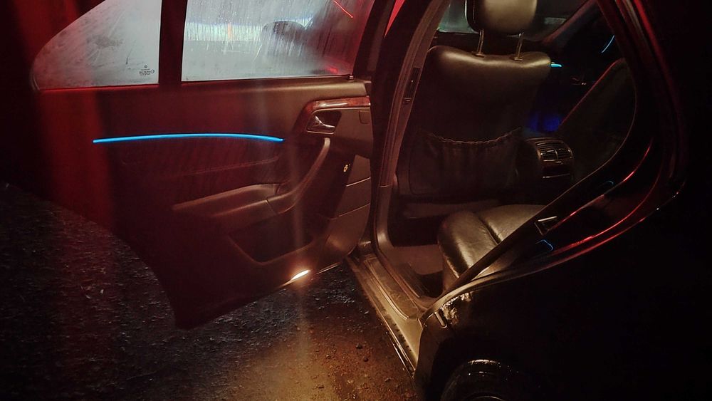 Mercedes-Benz S-Class 2000 W220 Терміново!