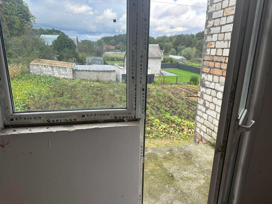 Просторий будинок! 100м2 - 6соток! Чорнові зроблені! Є Гараж!