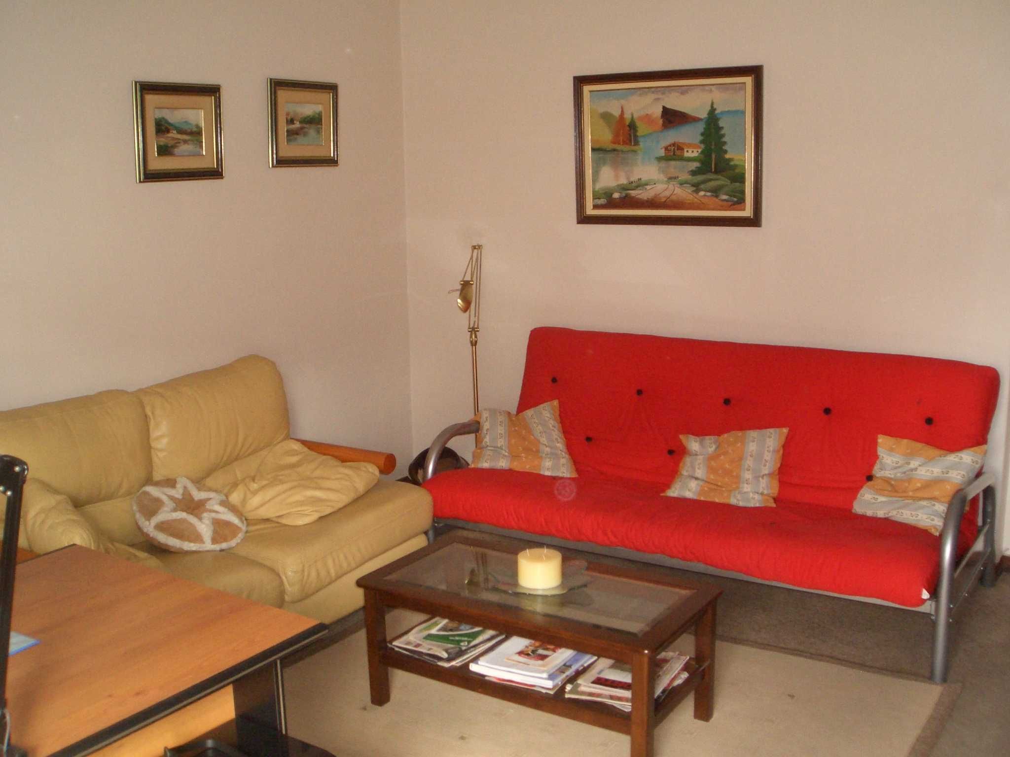 Sofá-Cama de Casal, com estrutura metálica e colchão
