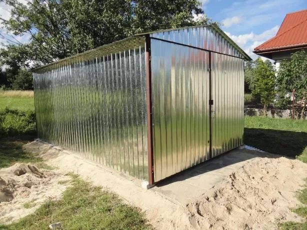 Garaż blaszany Schowek Blaszak na budowę Garaże Blaszaki od PRODUCENTA