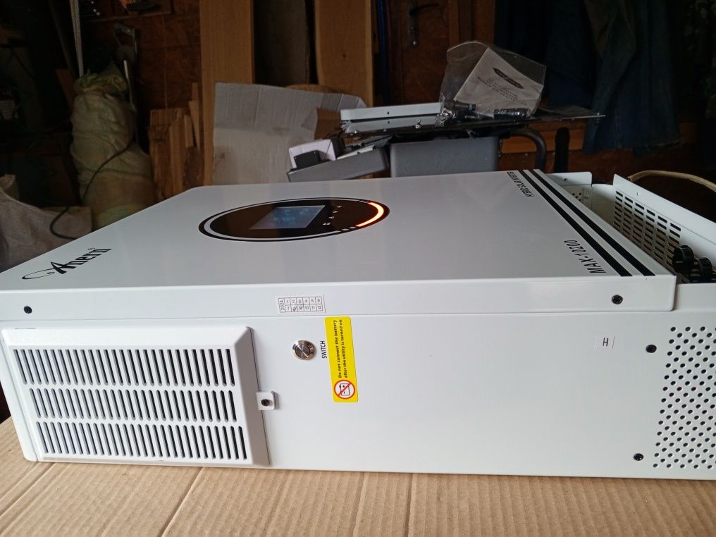 Гібридний інвертор Anern 10.2kWt
