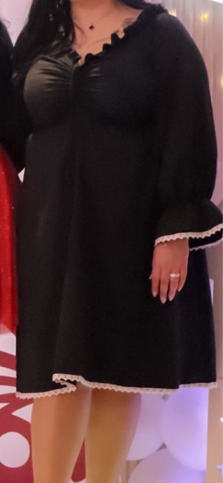 Плаття чорного кольору