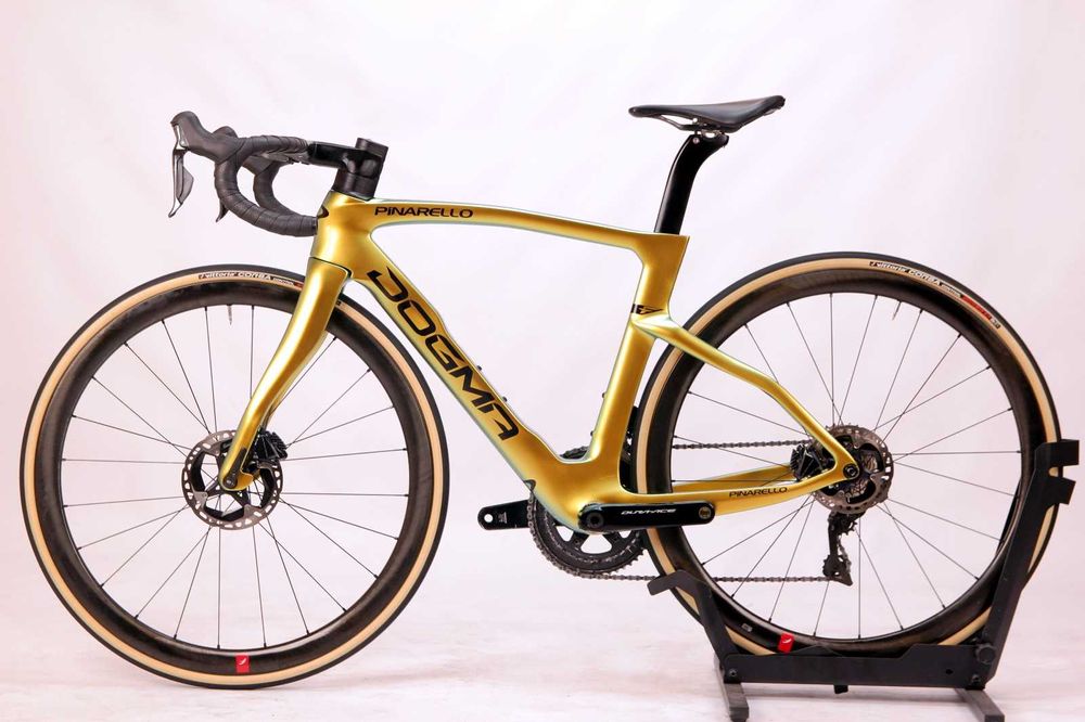 Rower szosowy PINARELLO DOGMA F Disc Shimano Dura Ace Di2, roz. 46,5