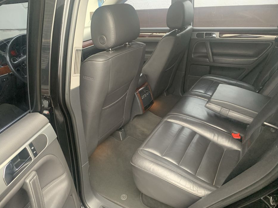 Продам Volkswagen Touareg 3.2