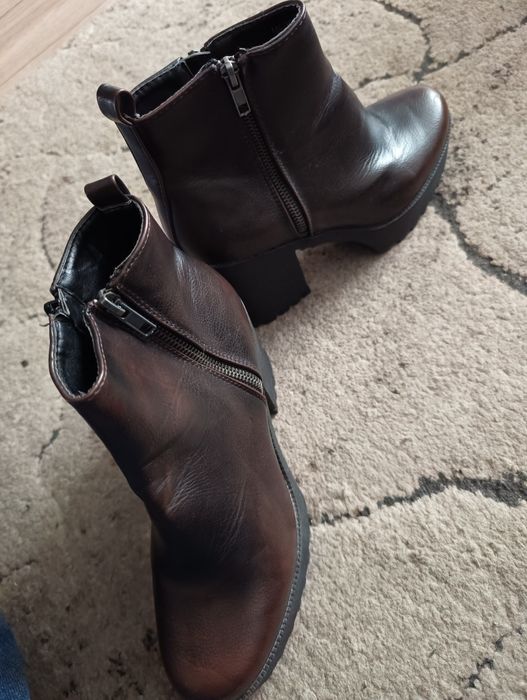 Butyi Cropp na koturnie. r39.