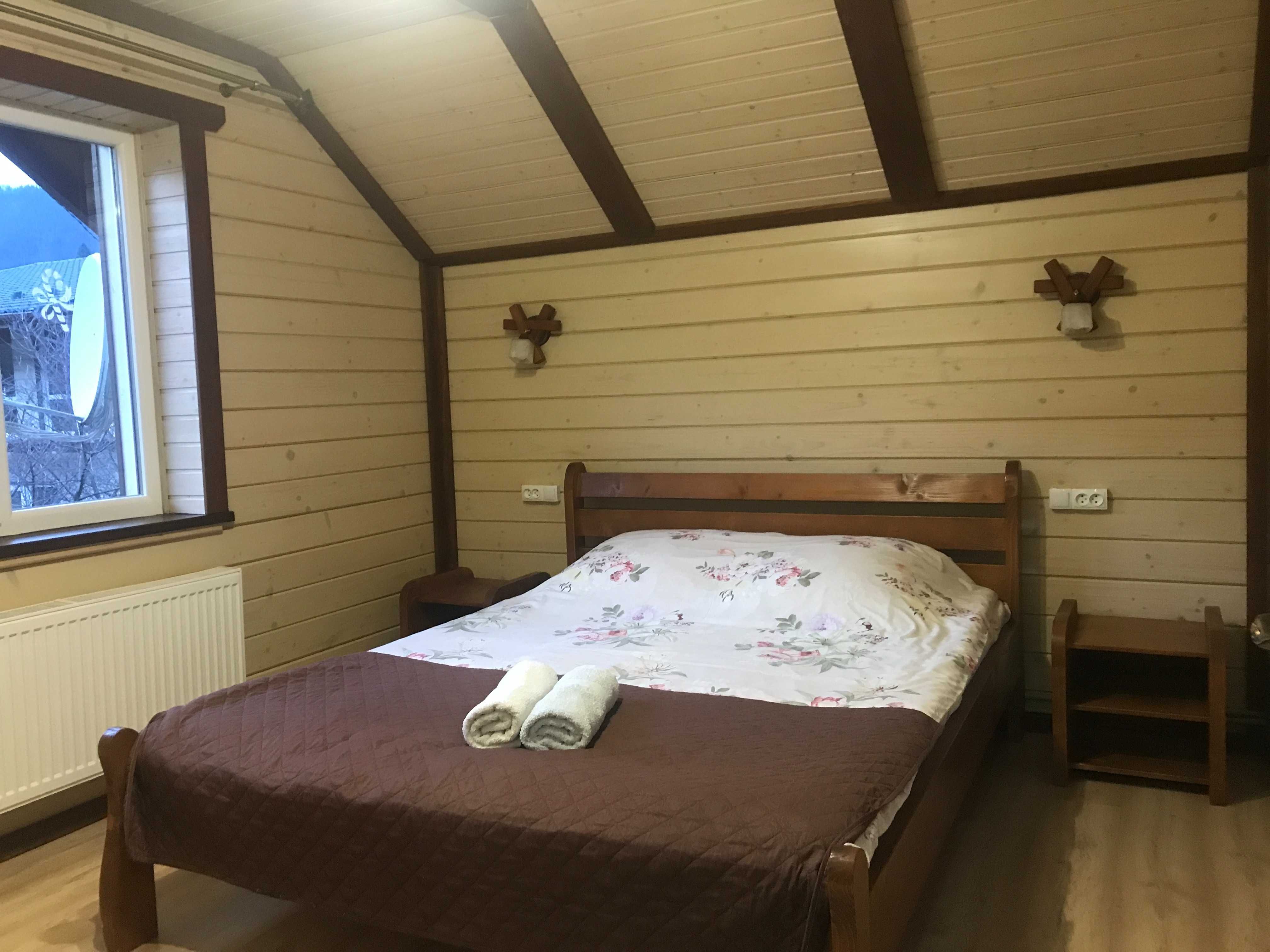 Садиба "Карпатське відлуння" – 2 котеджі з чаном і басейном, Карпати