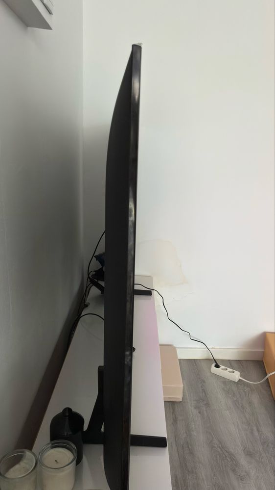 TV Samsung 65” polegadas