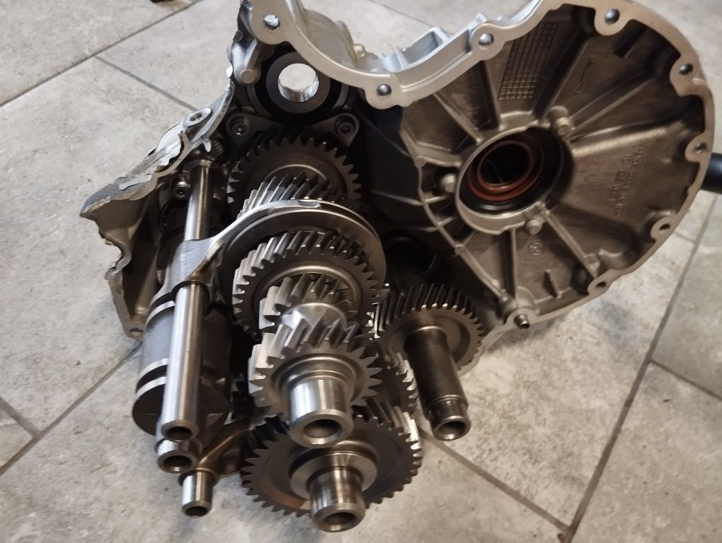 Skrzynia biegów BMW r 1200 rt k52