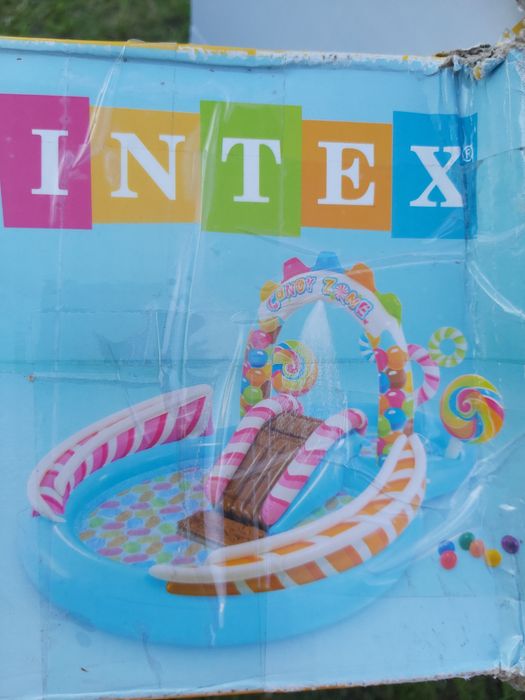 dmuchany plac zabaw Intex „Candy Zone” (Strefa Słodyczy