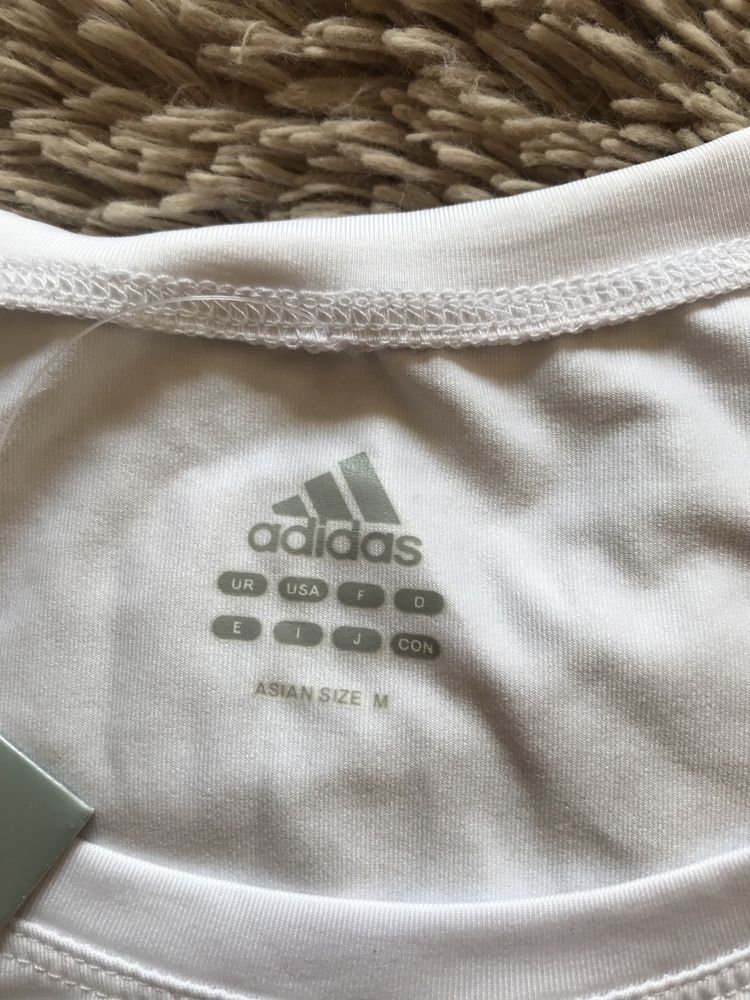 Продам майку Adidas