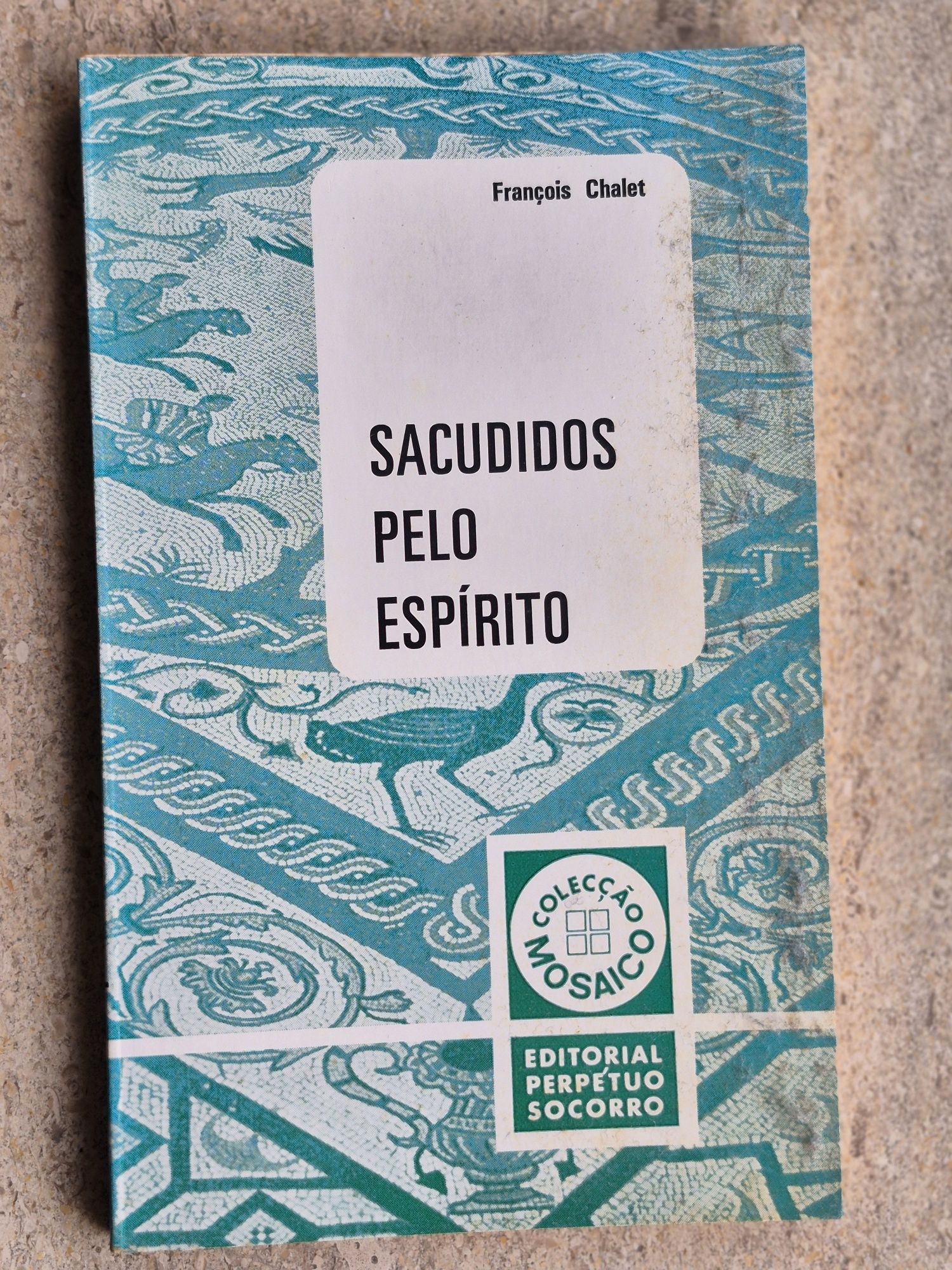 Livro " Sacudidos pelo Espírito"