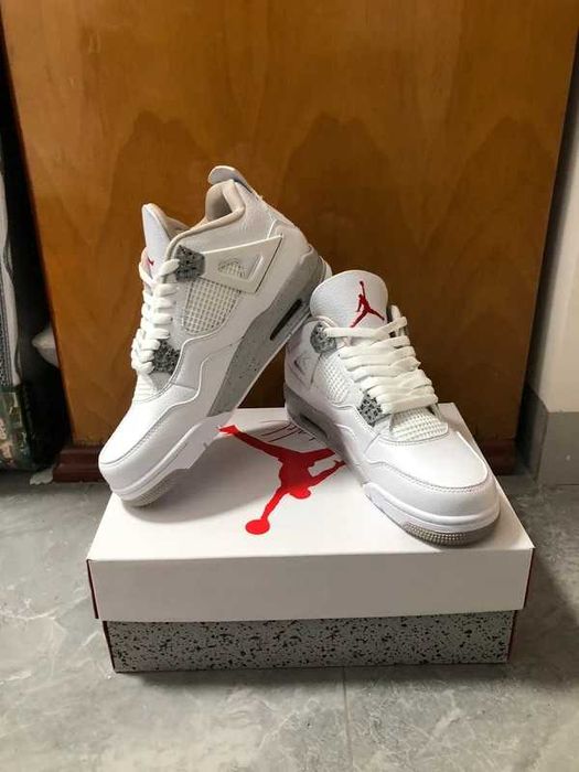 Buty Jordan 4 Retro White Oreo Rozmiar 37.5