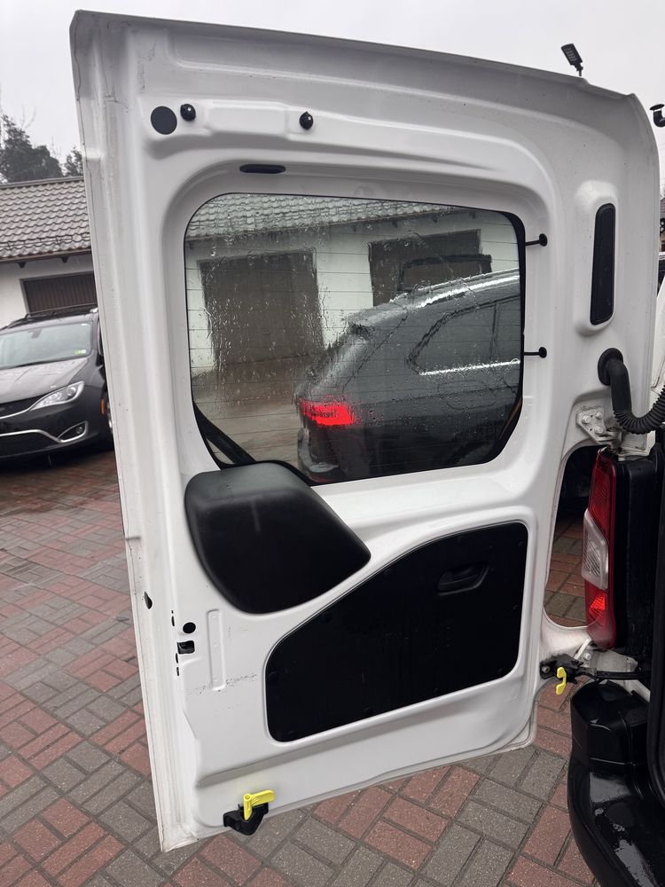 Drzwi Tylne Proace  City Berlingo Partner IV Combo e Doblo Ewp Idealne