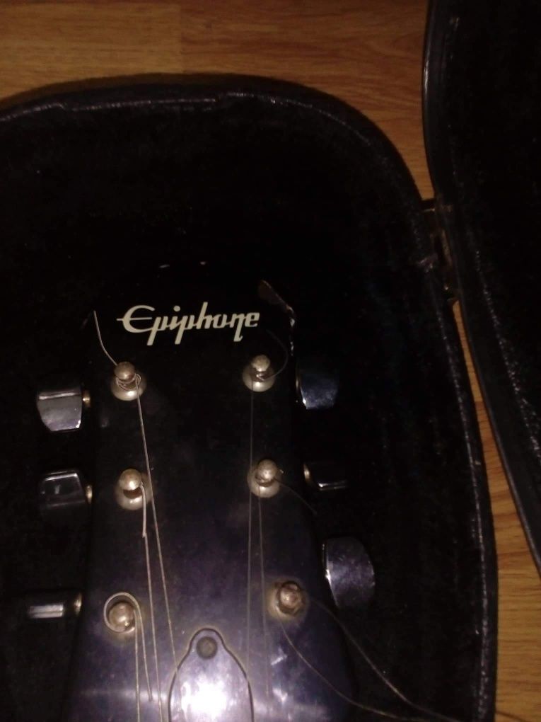 Vendo guitarra eletrica epiphone + cx rigida +cinto da mesma marca