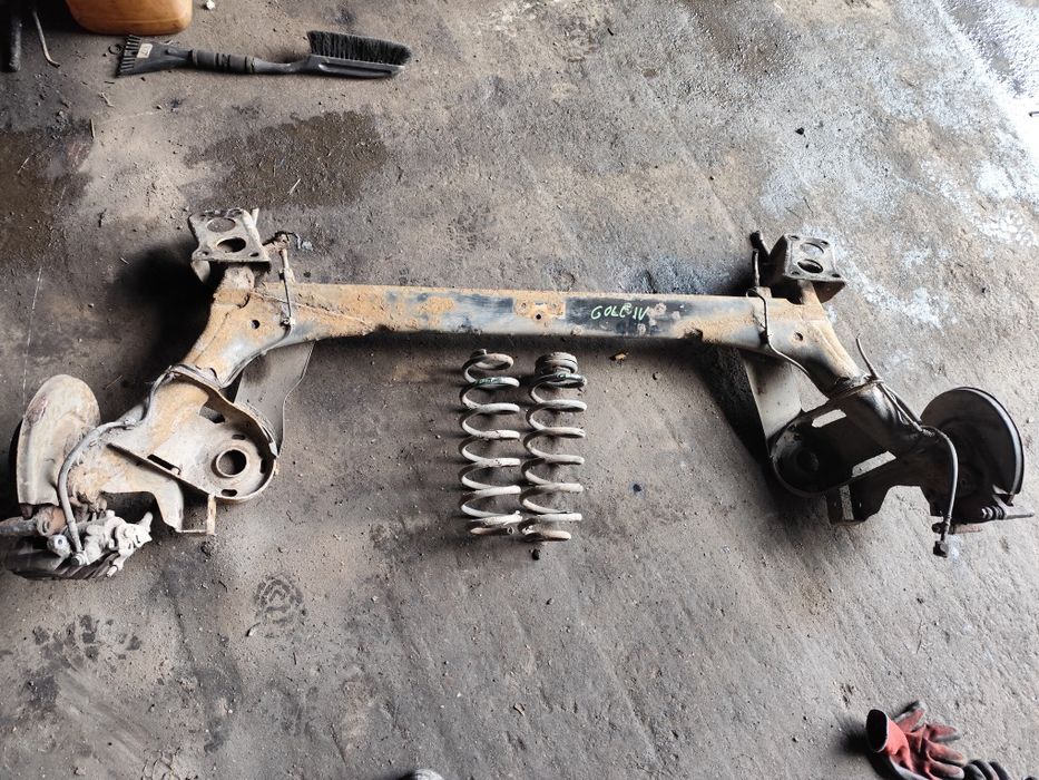 Belka tylna oś zawieszenia sprężyna Golf IV Audi A3 8L Skoda Octavia I