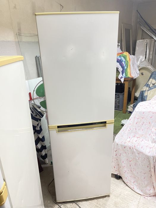 Frigorifico combinado marca jocel ecologico a funcionar bem 79euros