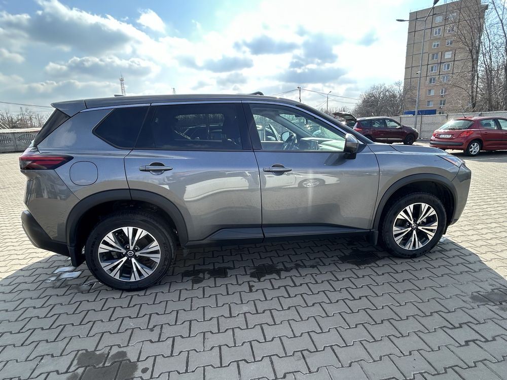 Продаю Nissan Rogue 10.2021 року