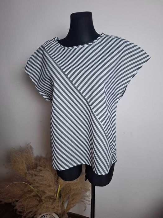 Asymetryczne paski (669)