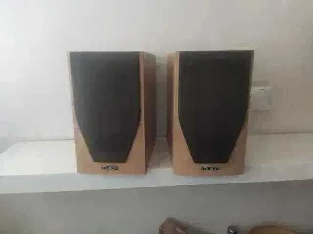 colunas monitoras mission M71i como novas