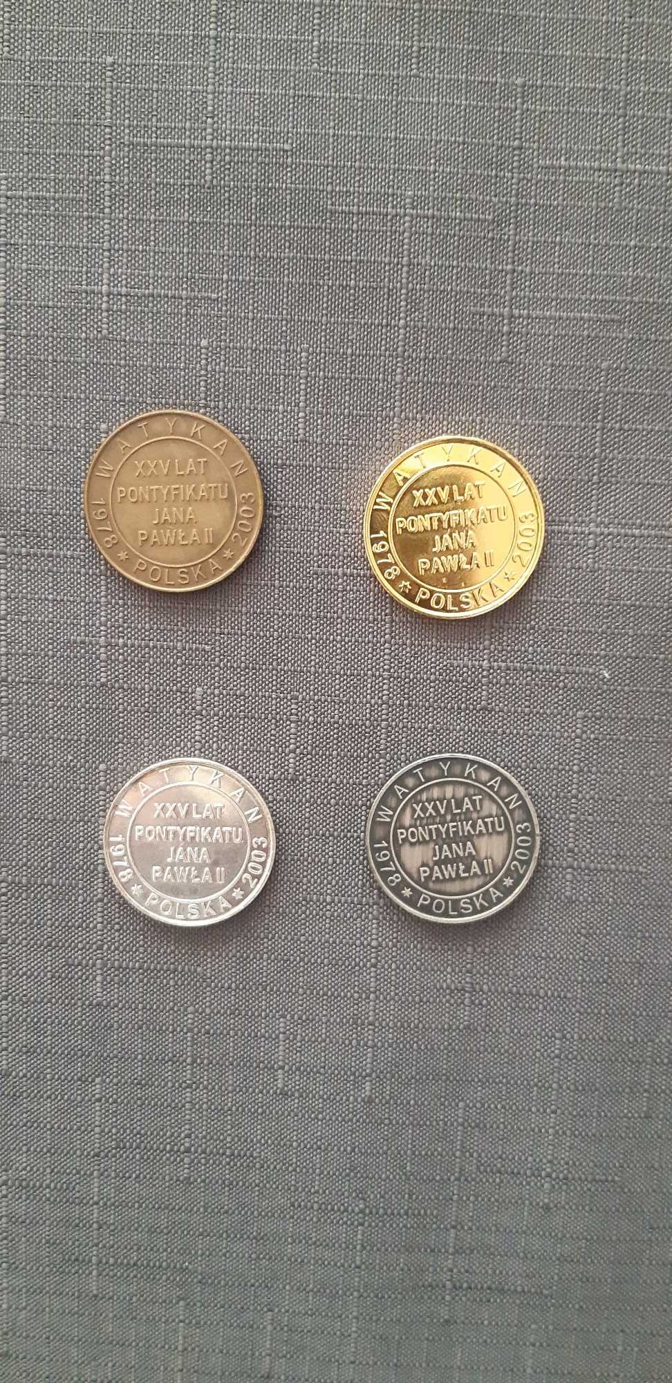 medale XXV lat Pontyfikatu Jana Pawła II