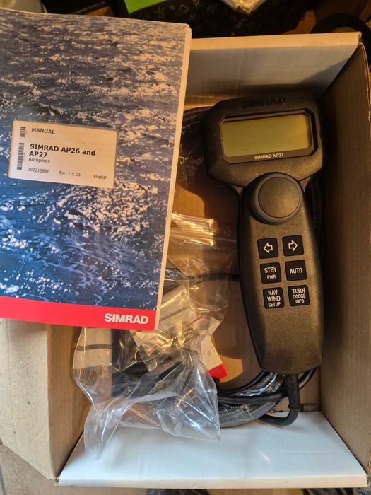 autopilot simrad ap27