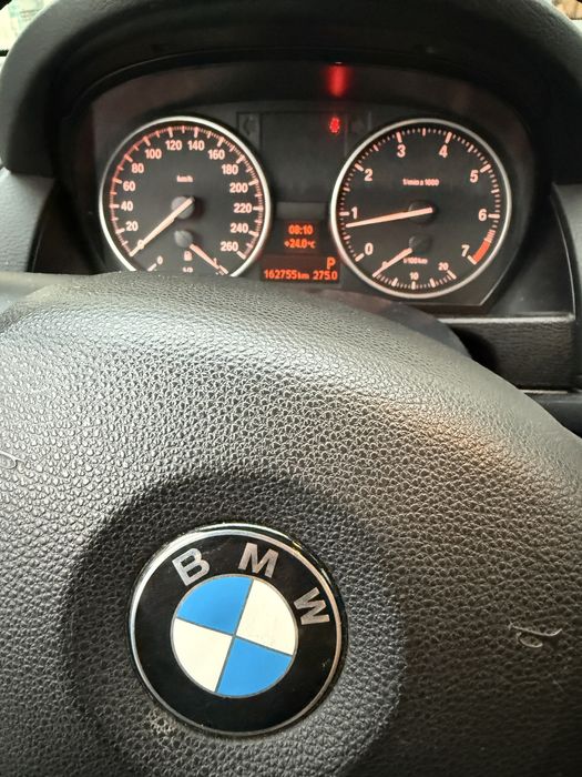 Bmw x1 2011 2.0 автомат