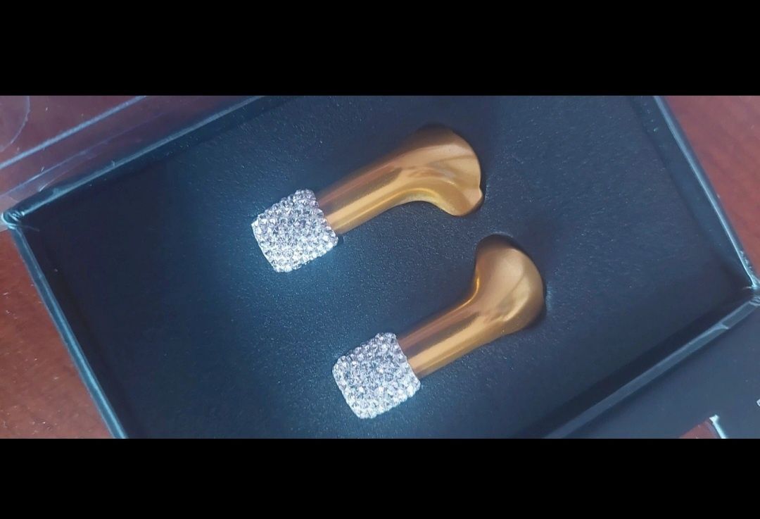 Earphone covers Swarovski