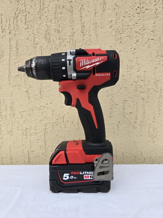 Ударный дрель- шуруповерт Milwaukee M18 CBLPD