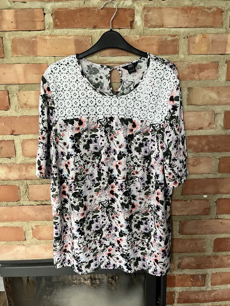 48 f&f tshirt kwiaty koronka bawelna