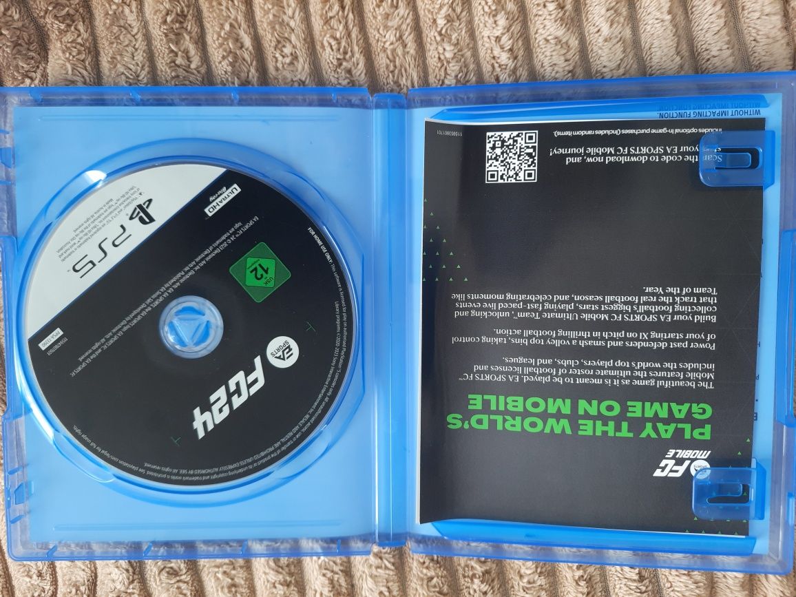 Диск FC24 для PS5, гра