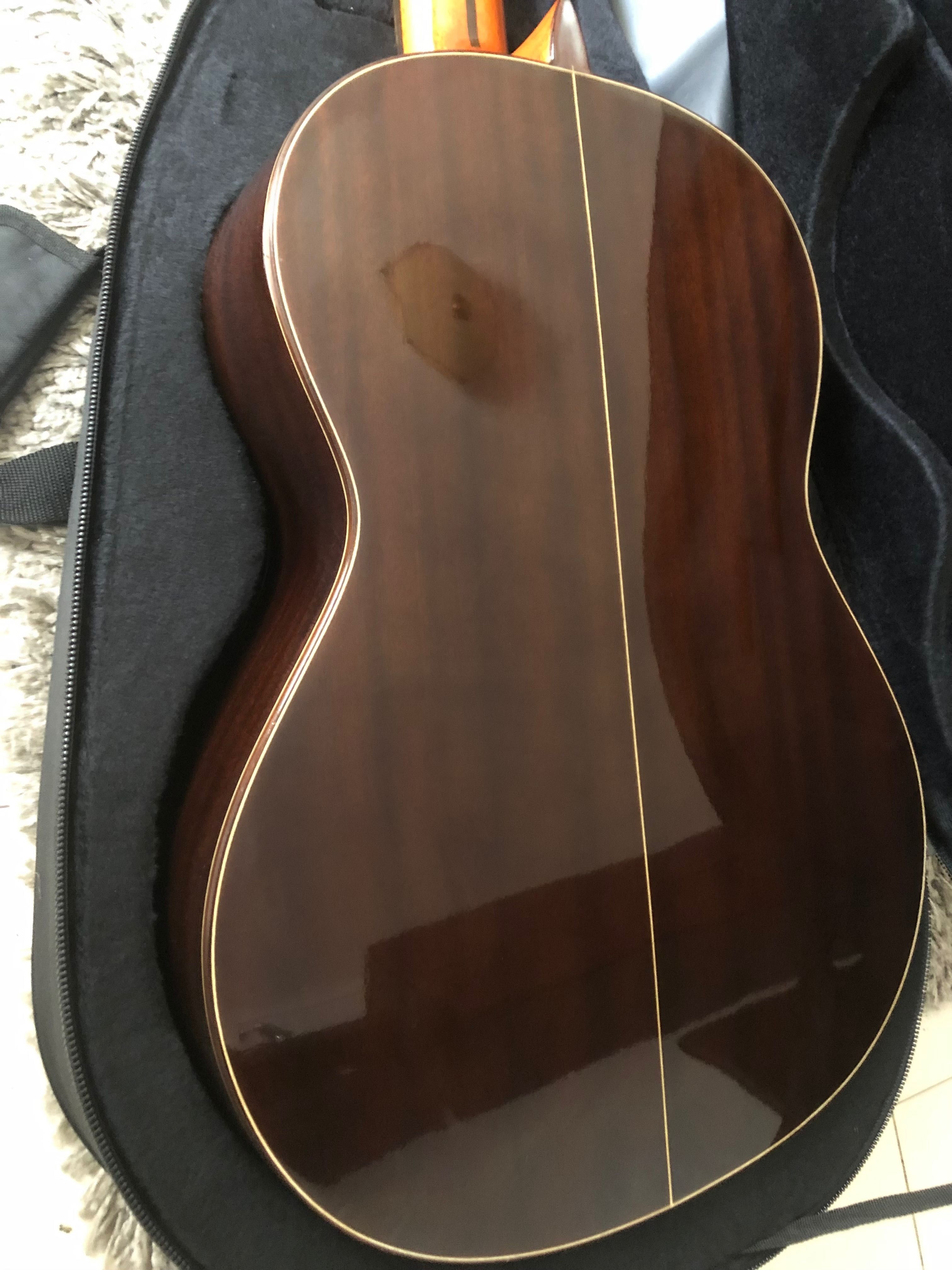 Guitarra Alhambra 7