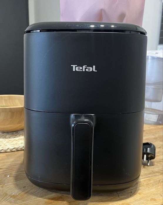 Sprzedam Air Fryer Tefal *NOWY*