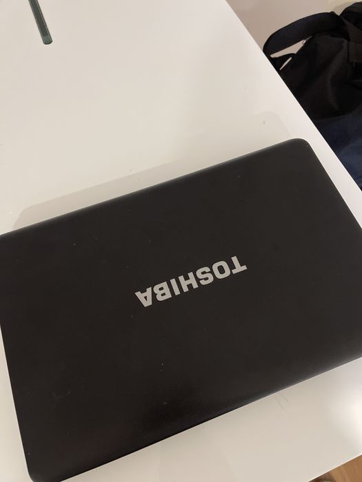 Portátil Toshiba - ler anuncio