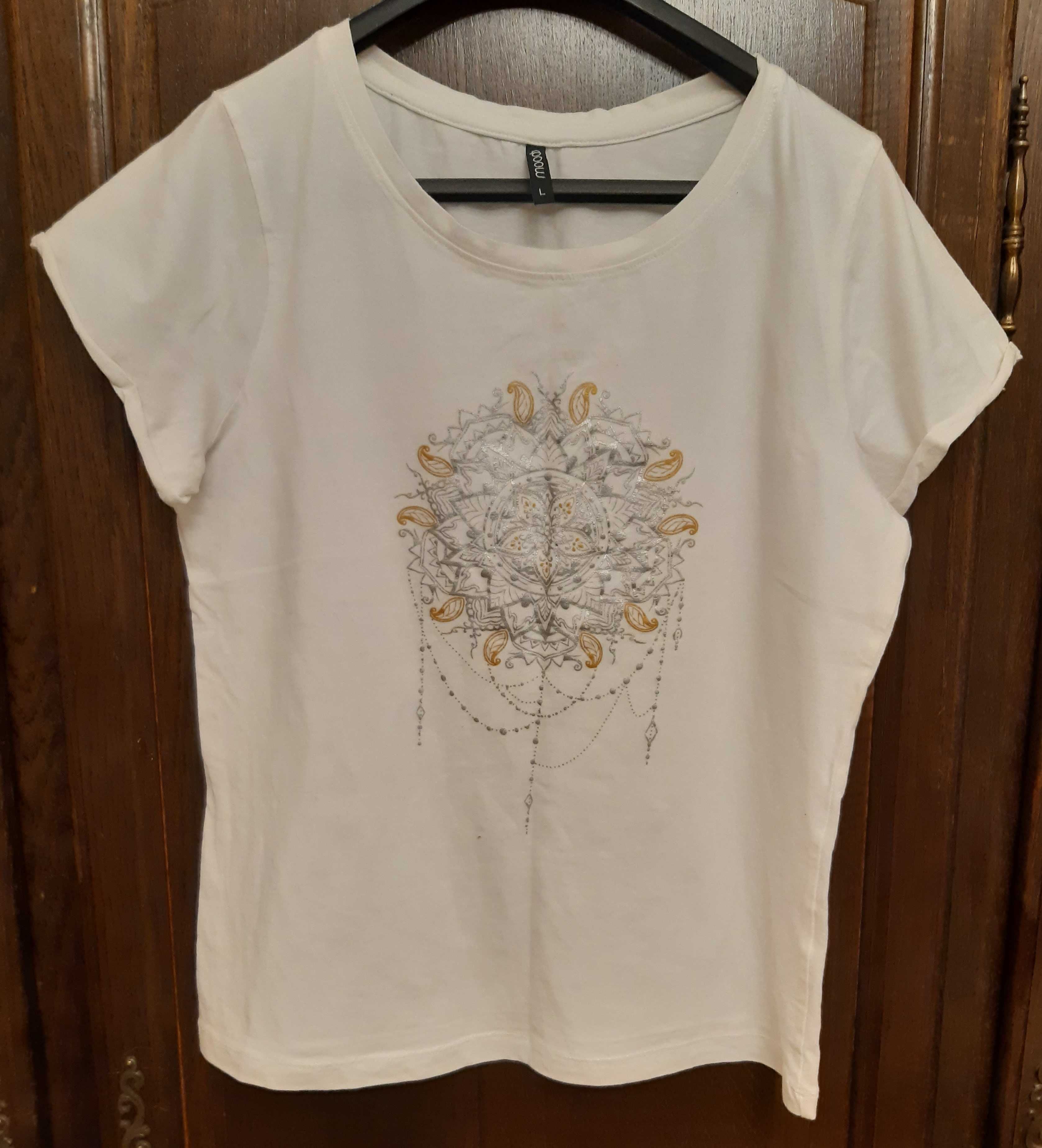 Biały t-shirt bez rękawów