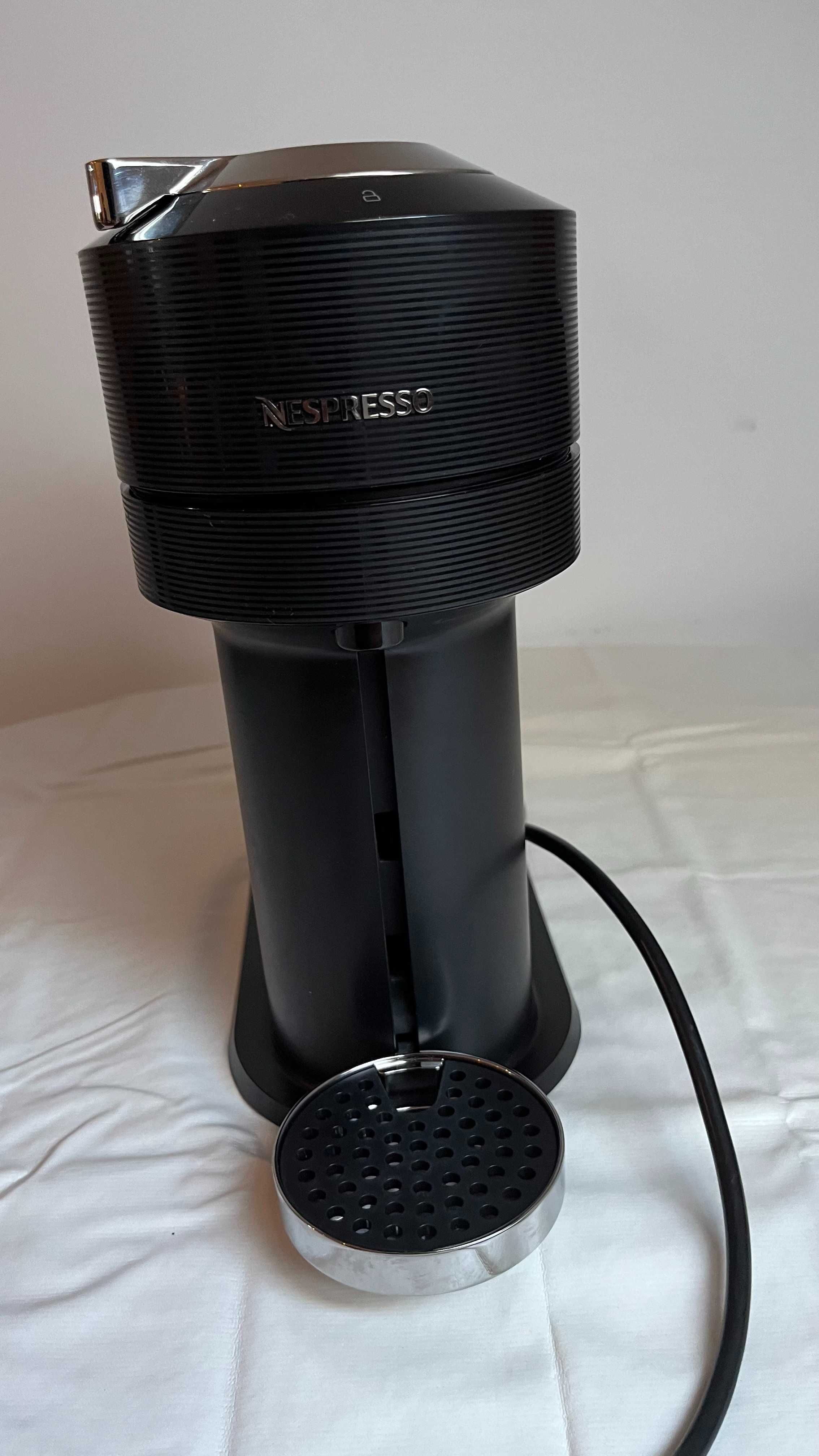 Maquina café Nespresso Vertuo - Como nova