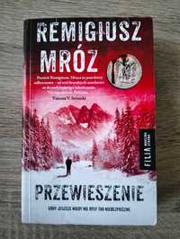 Remigiusz mróz Przewieszenie