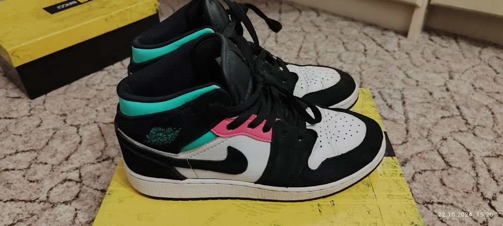 Кросовки в норм состоянии