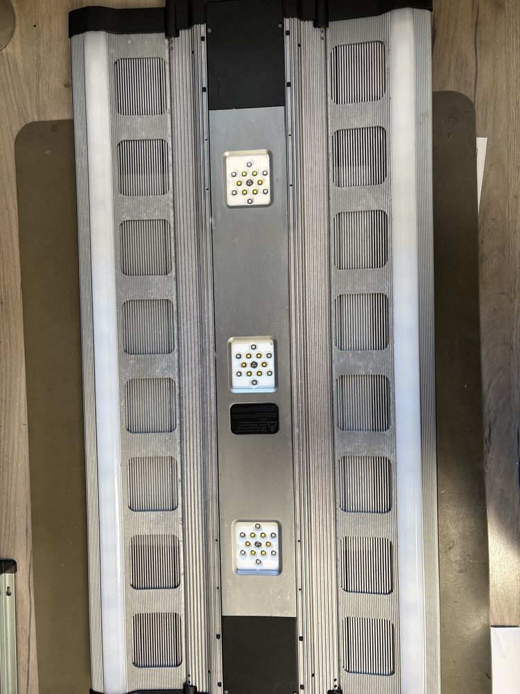 Maxspect Recurve R6-090 + icv6 - lampa do akwarium morskiego