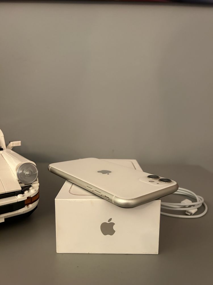 iPhone 11 - stan idealny