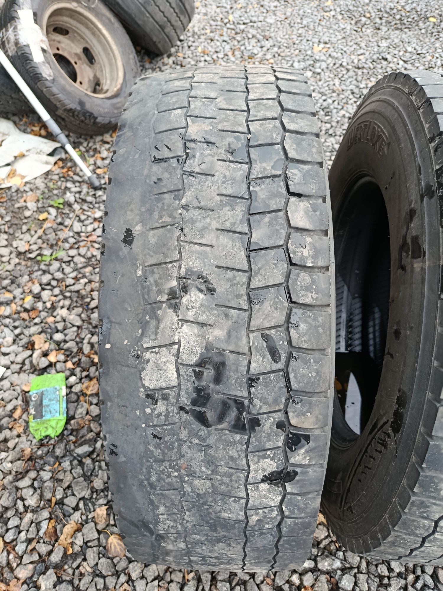 Продам резину бу 315/70r22.5