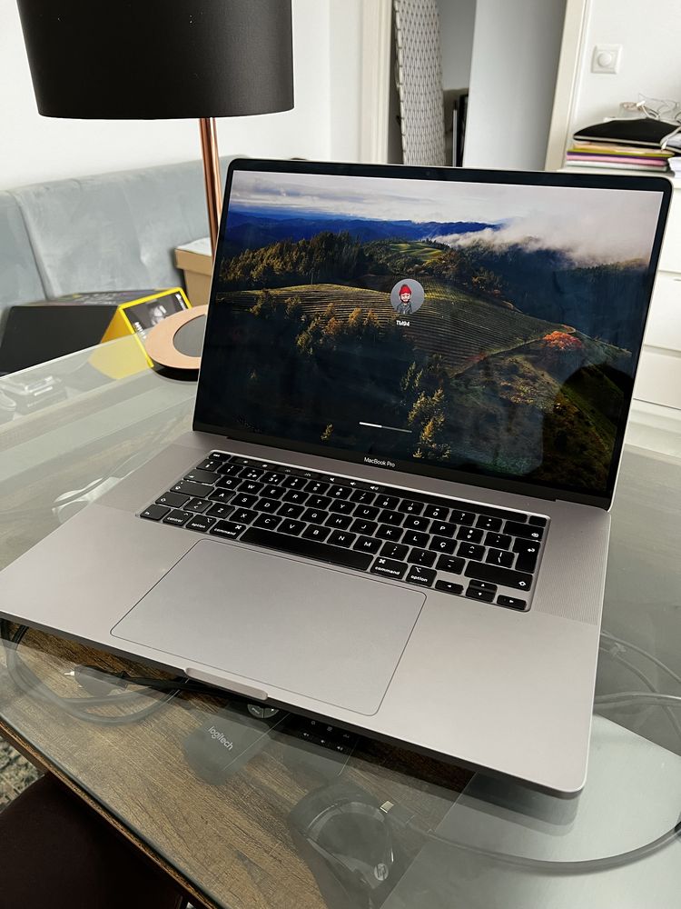 Macbook Pro 16 TouchBar