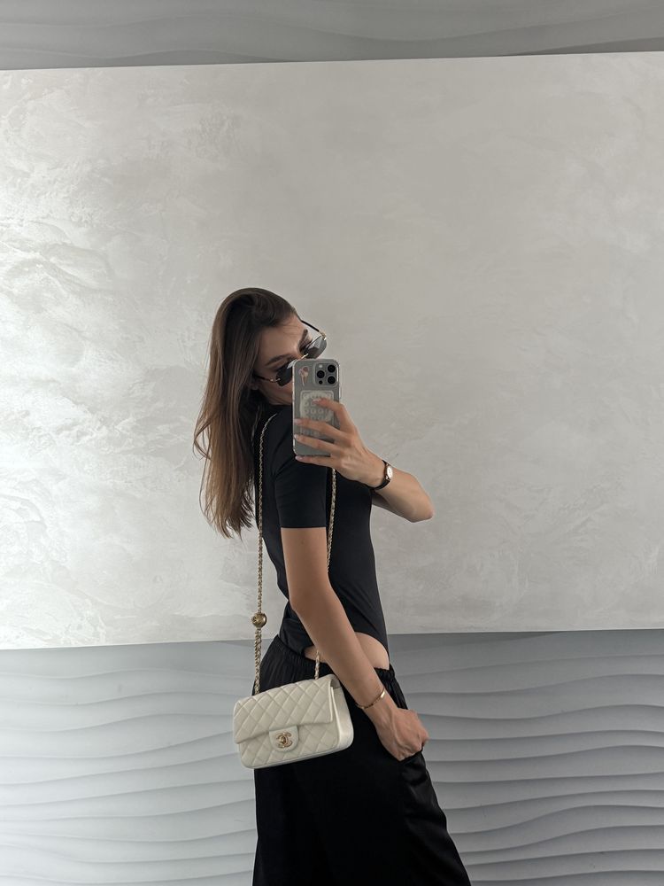 Сумка Chanel шкіра | біла | золота фурнітура