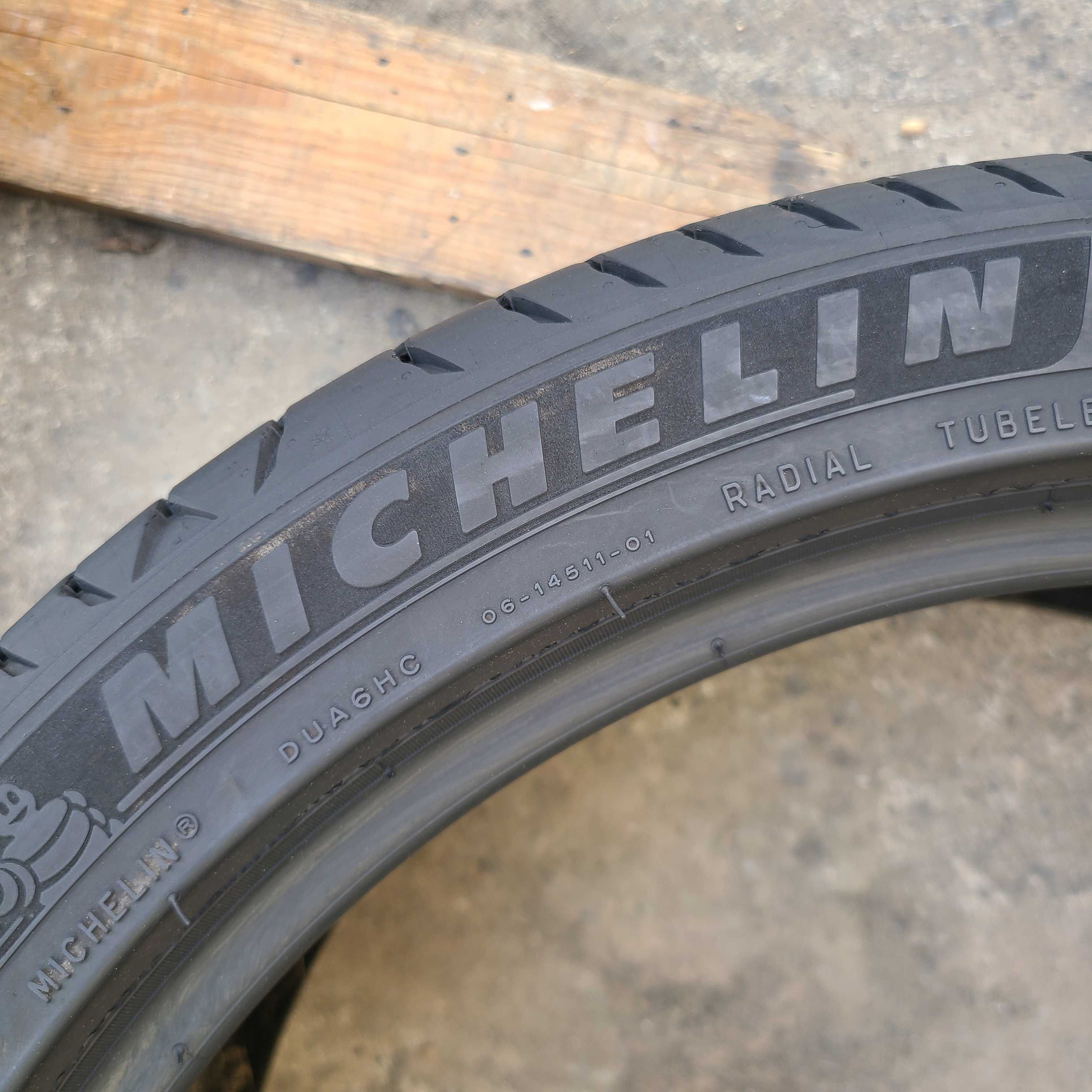 Летняя резина, шины 235 40 R18 Michelin (Мишелин) 2шт.
