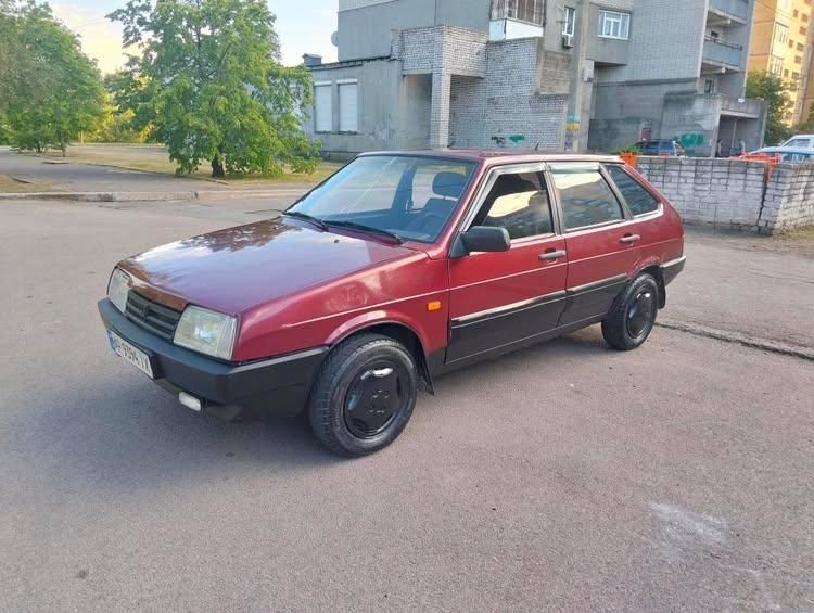 Срочно продам ваз-2109 с газом