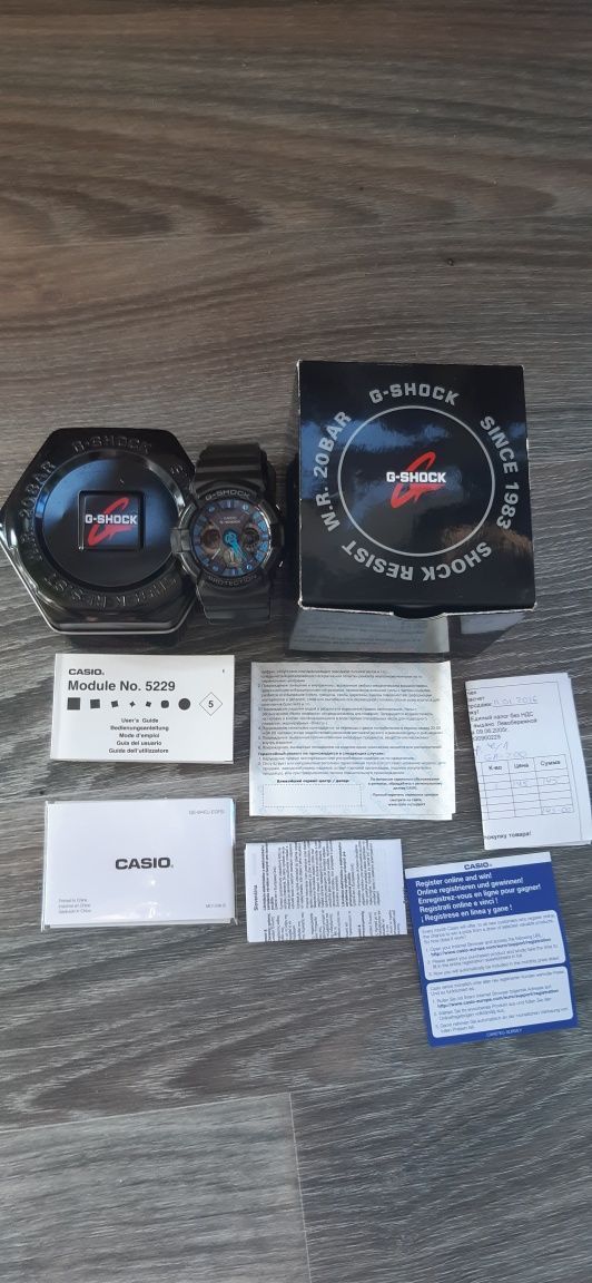 Часы CASIO G-Shock GA-200-SH-2AER
