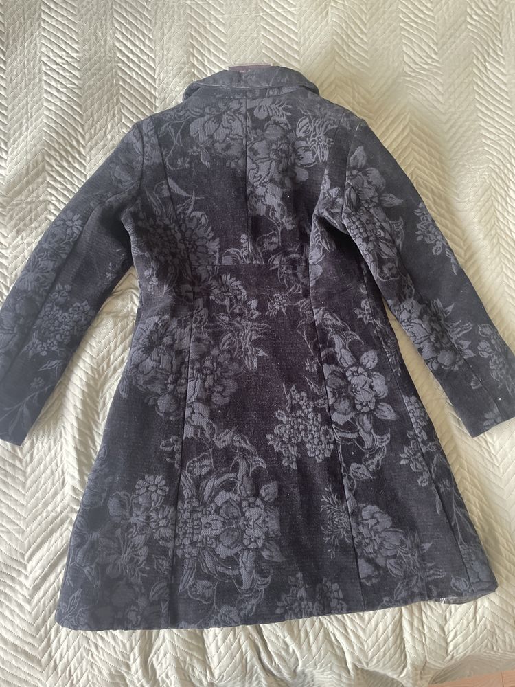 Desigual czarny płaszcz rozmiar 42