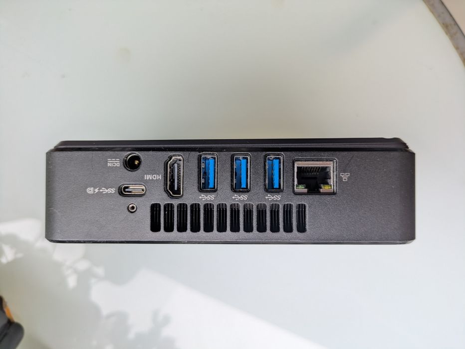 Asus chromebox 3 intel i7 8550u